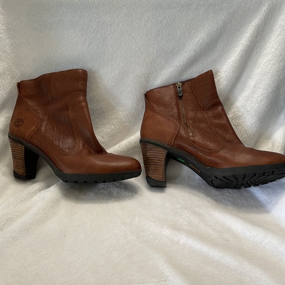 Timberland Shoes - Timberland women’s Stratham outdoor waterproof ion mask booties SZ 11